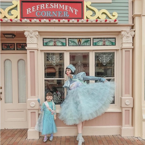 New York Couture One of a Kind Elsa FROZEN Tulle Puff Sleeve Dress - Picture 5 of 8